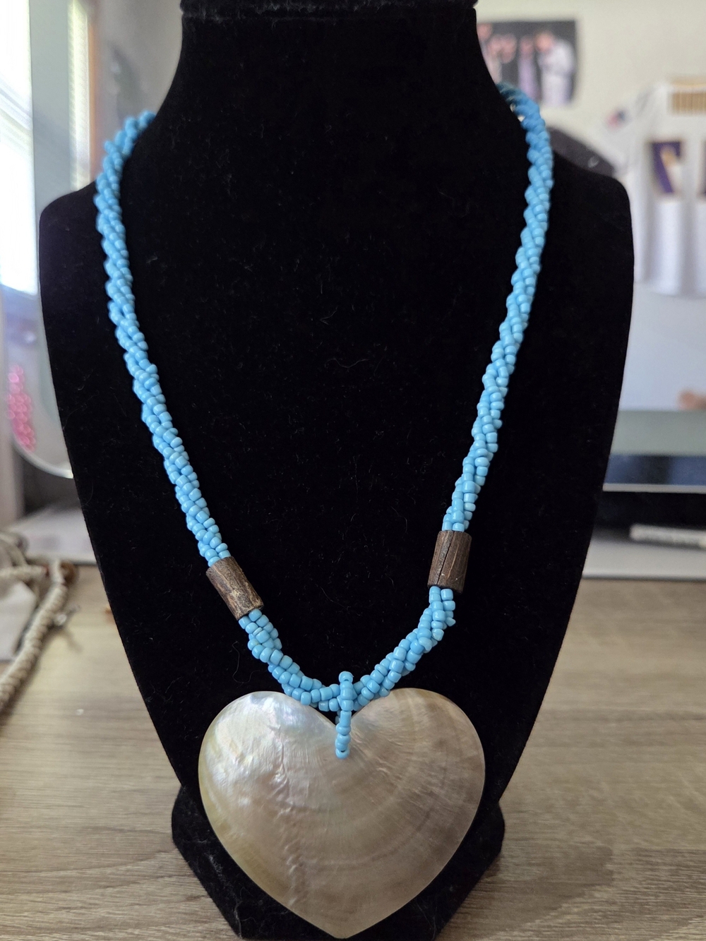 Source Unknown Turquoise Blue Beaded Necklace with Heart Shell Pendant